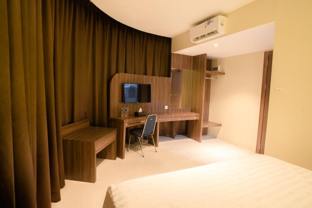 Ak Hotel Nagoya Hill Batam Εξωτερικό φωτογραφία